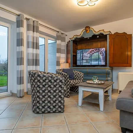 Wildrose Eg Apartment